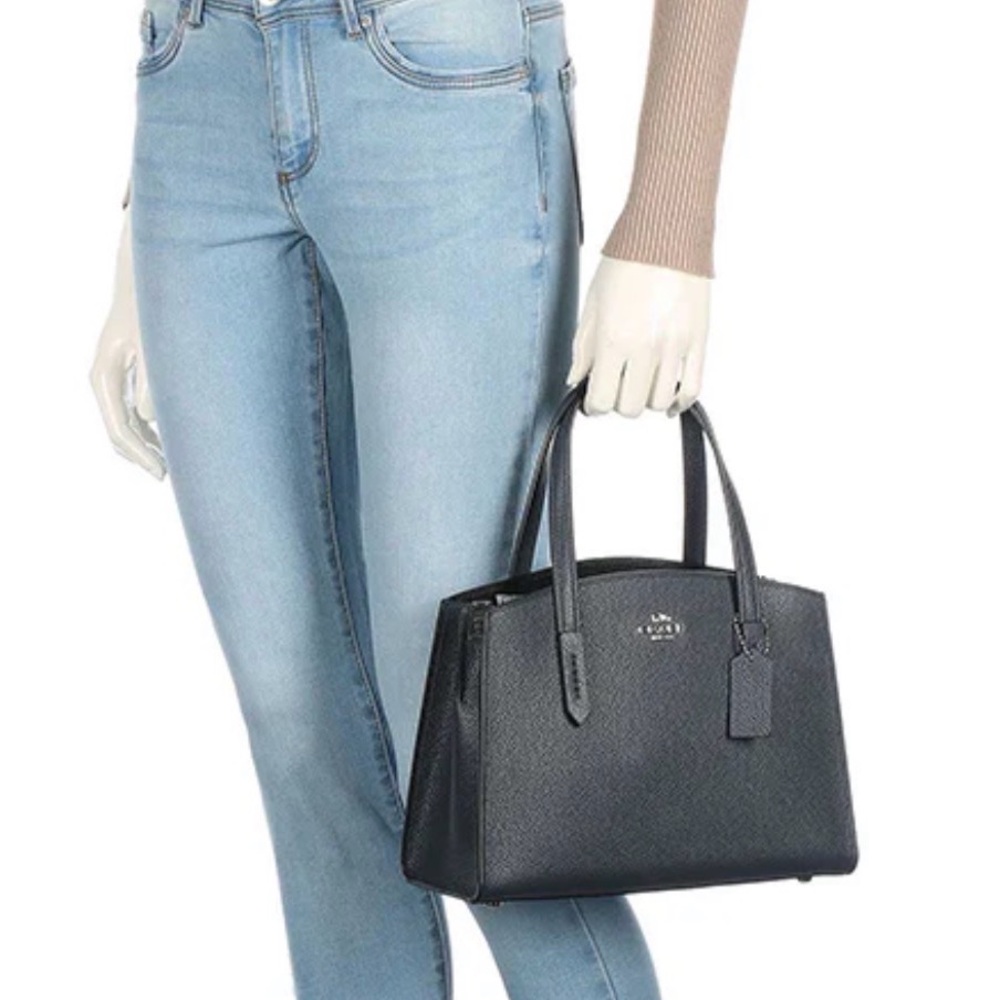 Coach 29529 Charlie Carryall 28 Midnight
Navy Leather Crossbody Satchel Bag - Picture 6 of 15